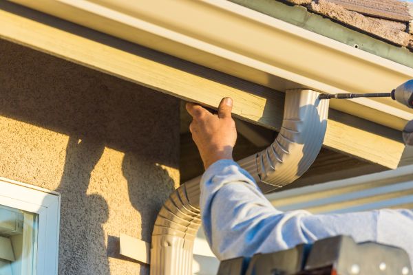 Cost of Aluminum Rain Gutter Service in Painesville
